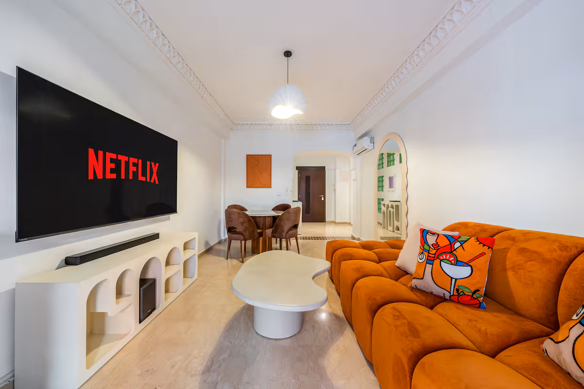 Appartement Moderne 2 Chambres avec Piscine près de Menara Mall