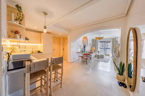 Appartement Rénové de Luxe avec Piscine, Parking & Balcon — Aral Stay Marrakech