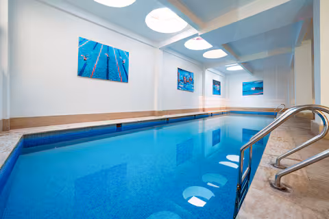 Appartement Rénové de Luxe avec Piscine, Parking & Balcon — Aral Stay Marrakech