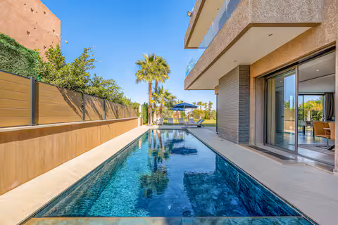 Villa de Luxe Lumineuse avec Piscine Chauffée & Hammam — ImmoMenaraStay