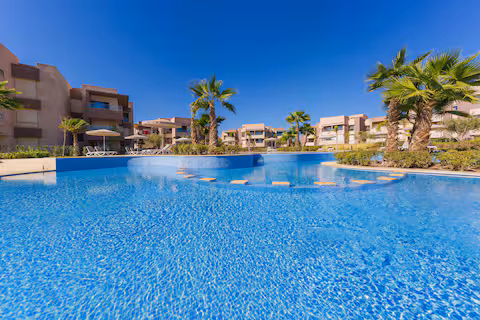 Appartement de Luxe 2 Chambres avec Vue Golf & Piscine — Prestigia Marrakech