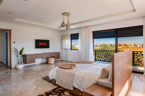 Villa de Luxe 4 Chambres avec Piscine Privée à Argan Golf