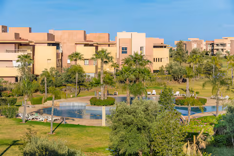 Appartement de Luxe 2 Chambres avec Vue Piscine à Marrakech